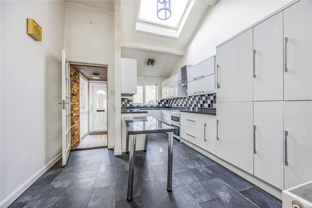 House in New Forest, New Milton - View 3