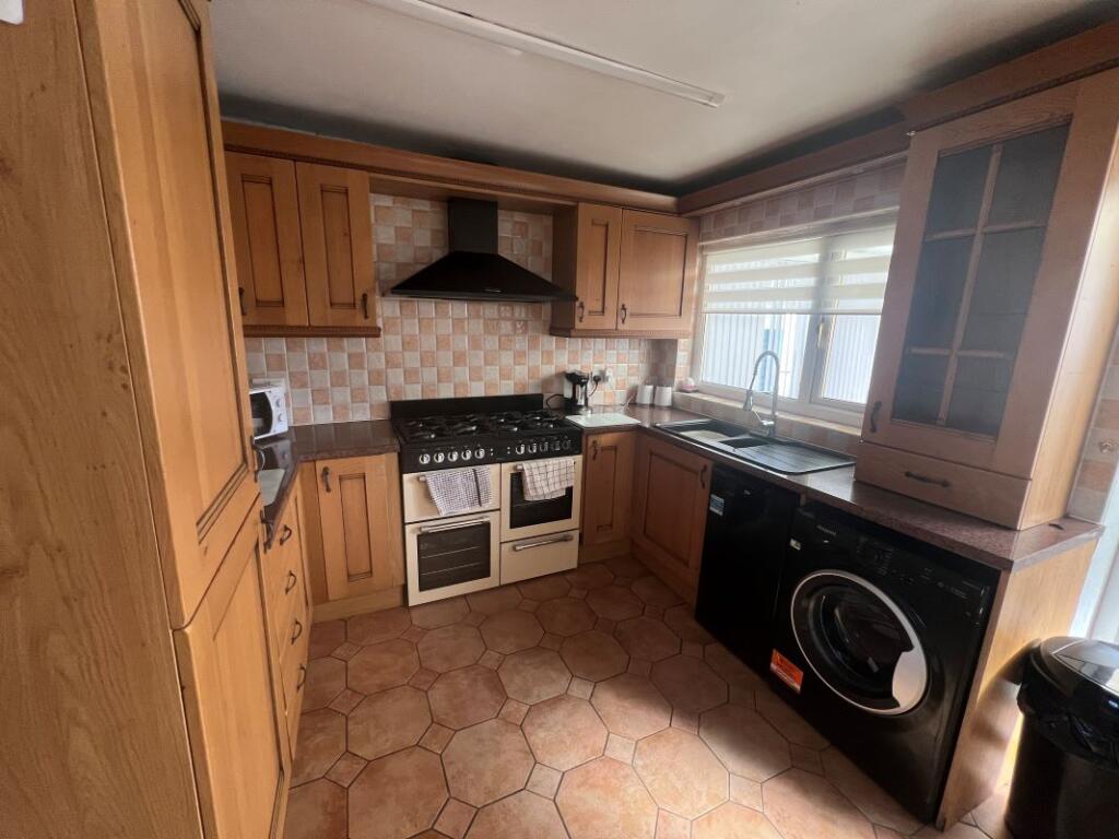 Additional image 5 of 86 Oldbury Road, West Bromwich, B70 9DZ