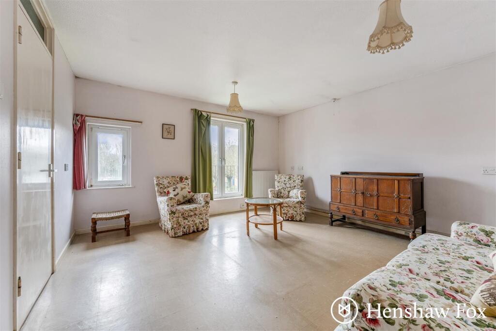 Apartment in Southampton, Lordshill - View 3
