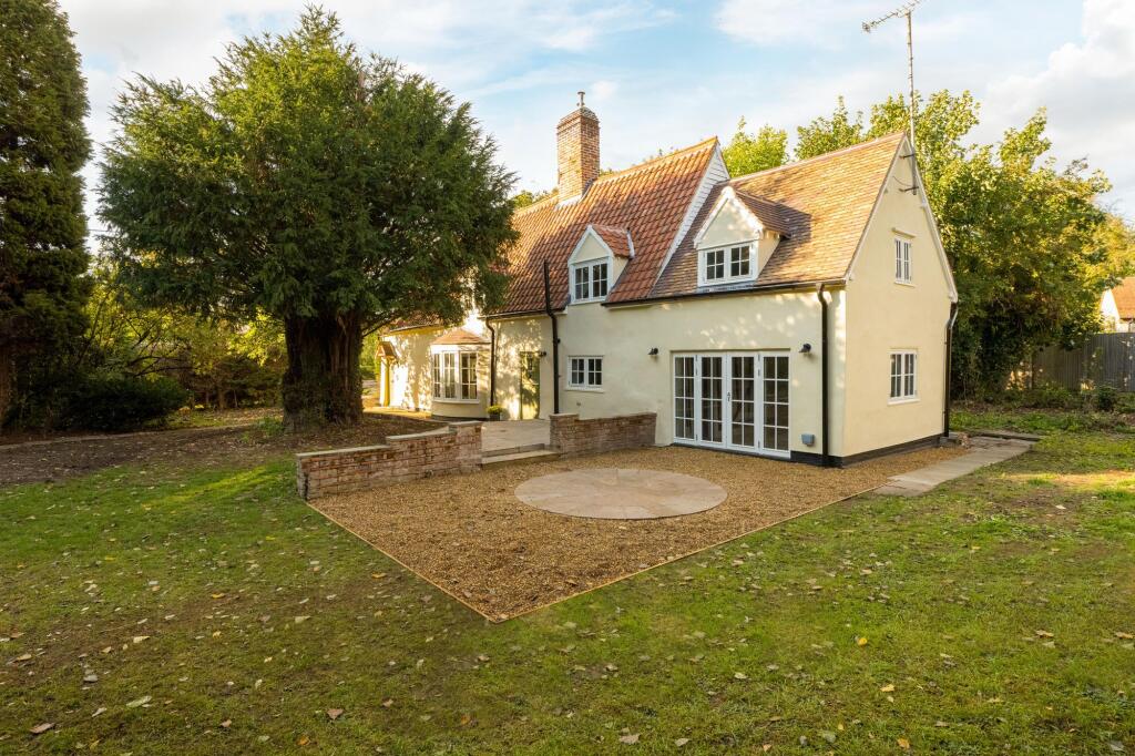 Main image of property: High Street, Thurleigh, MK44