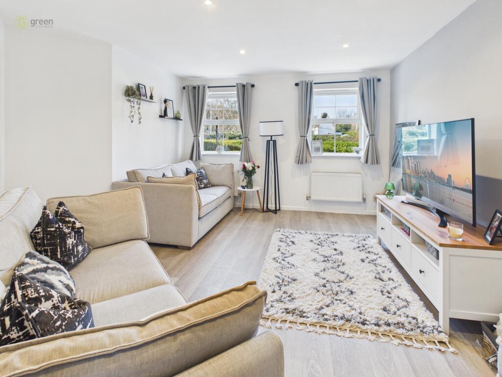 Apartment in Tamworth, Staffordshire - View 2