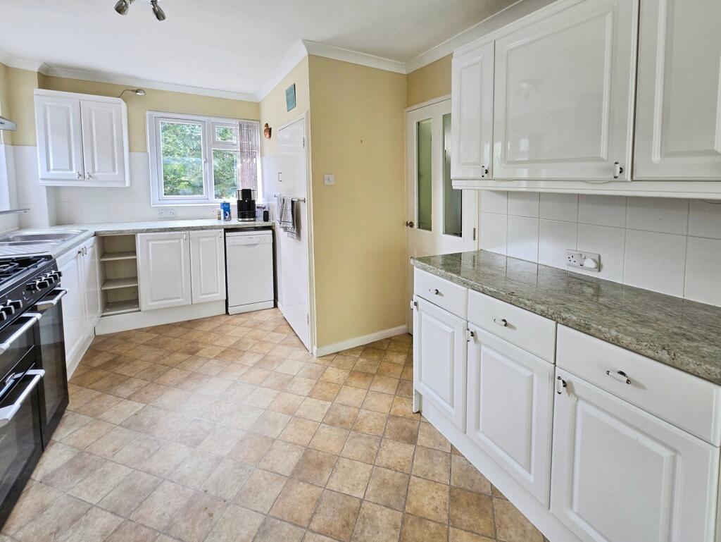 House in Portsmouth - View 4