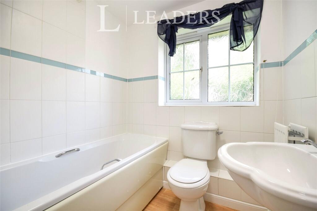 Atkinson Close, Norwich, Norfolk photo 4