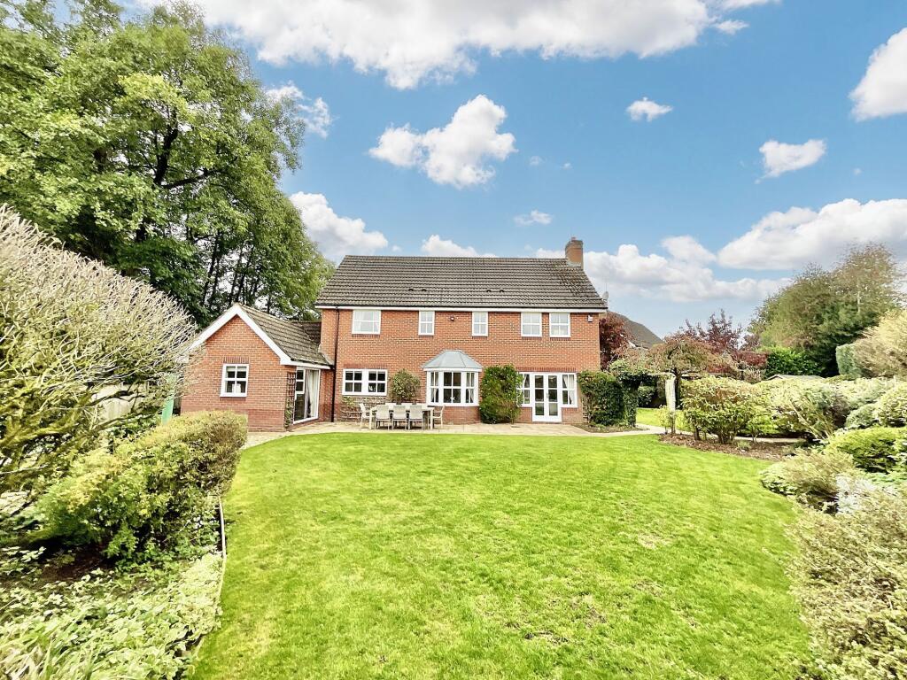 Swanholme Way, Baldwins Gate, ST5 photo 4