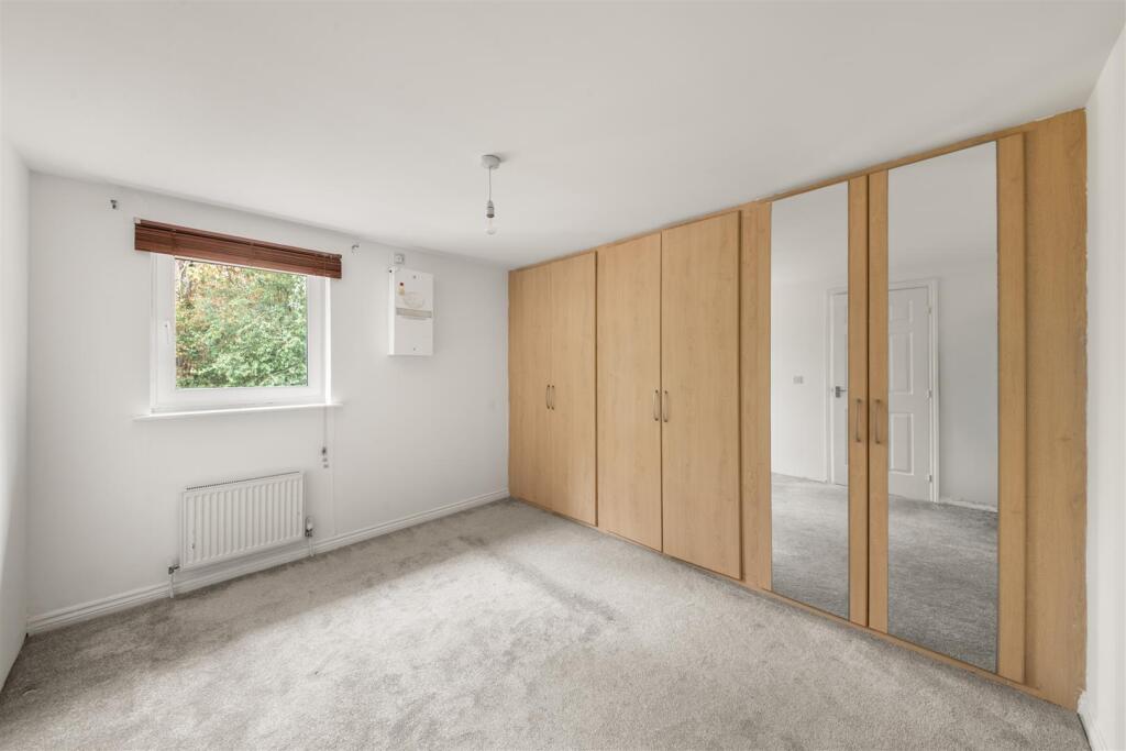 House in London, Hounslow West - More