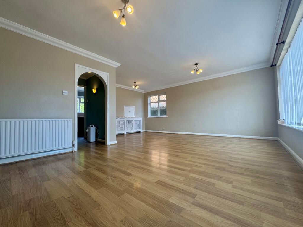 House in Worthing, West Sussex - View 4