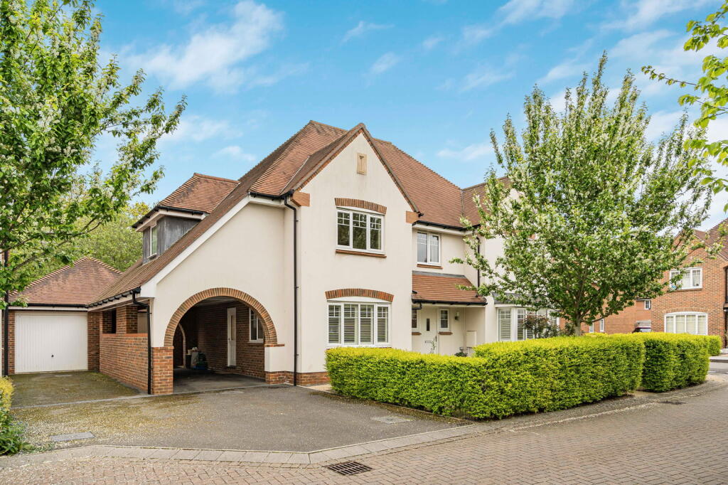 Main image of property: Rainbow Field, Faygate, Horsham, West Sussex.