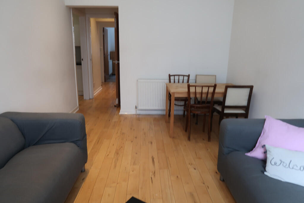 Apartment in Glasgow - More