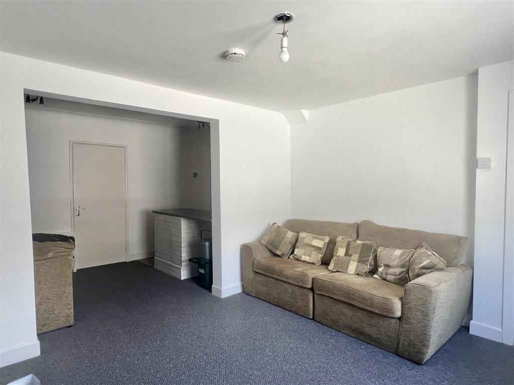 Grosvenor Place, St. Austell photo 4