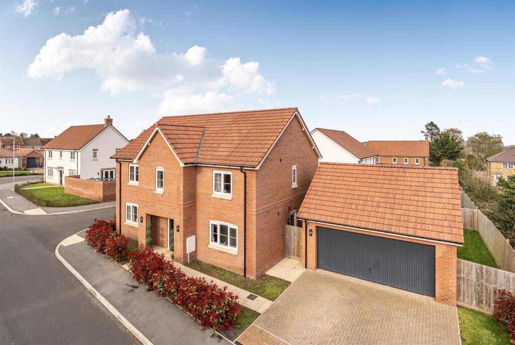 Main image of property: Batts Meadow, North Petherton, Bridgwater