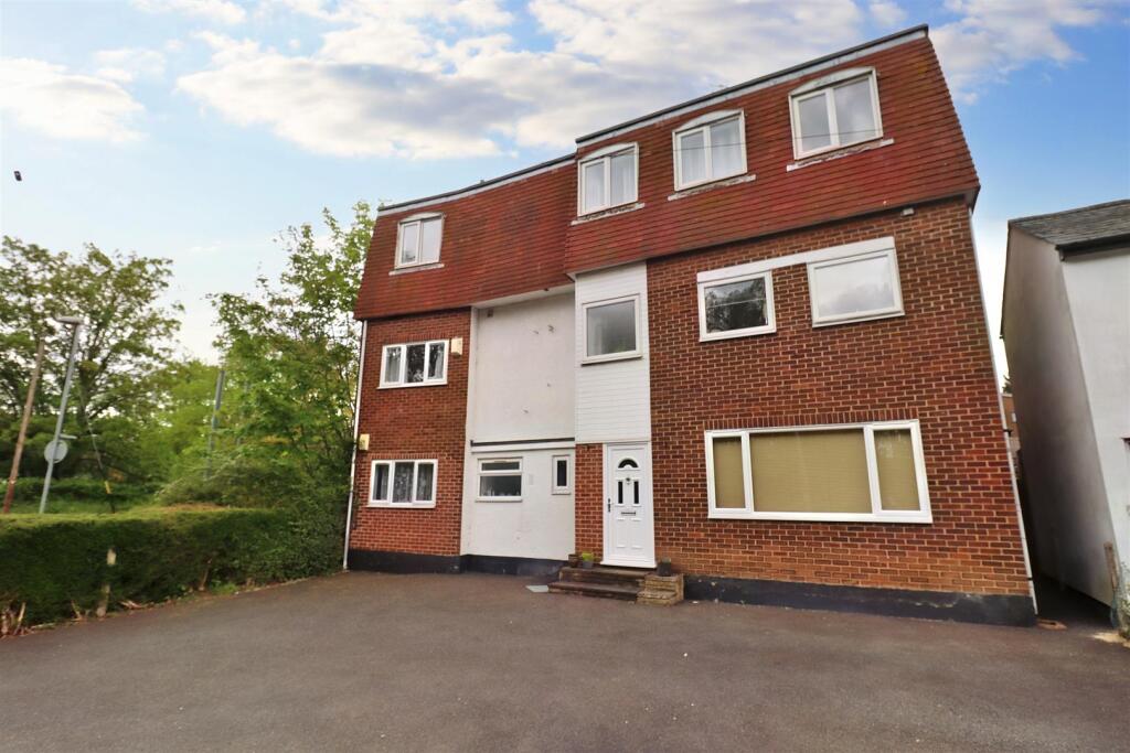 Main image of property: Notley Road, Braintree