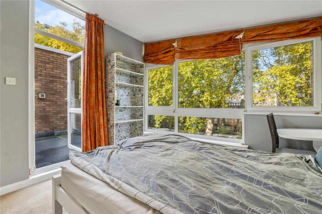 Main image of property: Cambridge Square, London, W2