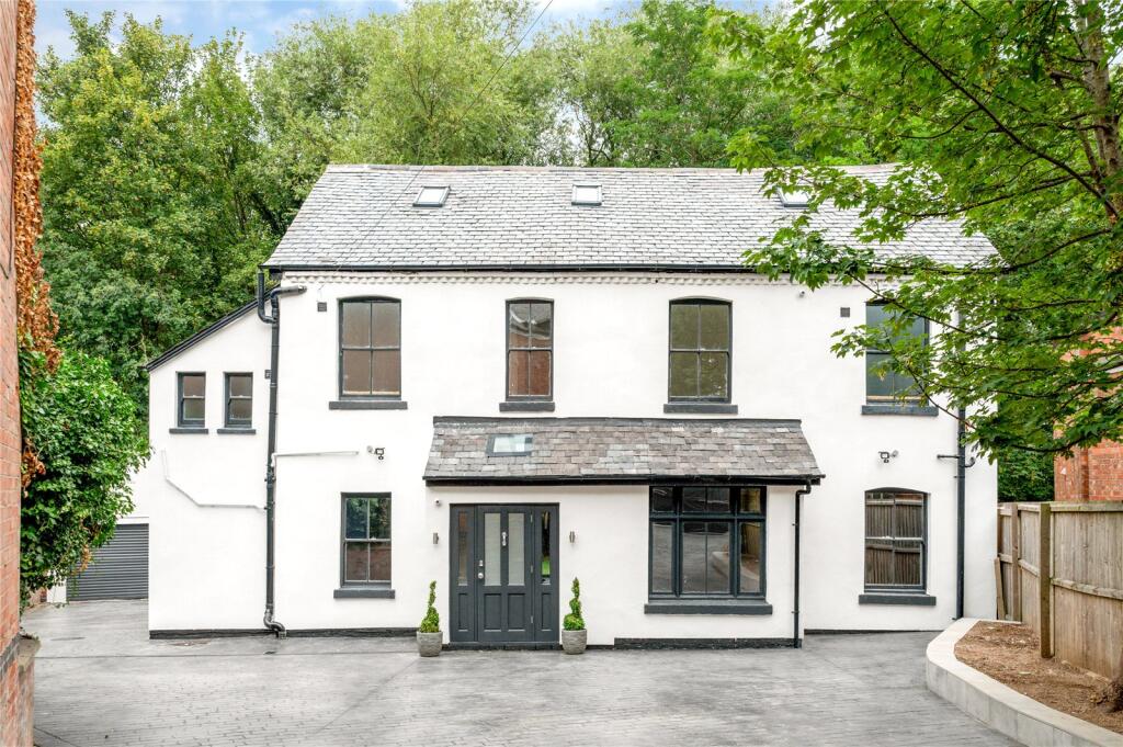 Main image of property: Stoughton Road, Stoneygate, Leicester, LE2