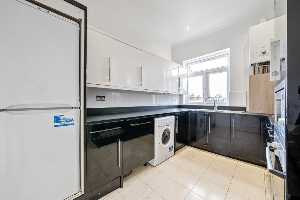 3 bedroom flat for rent