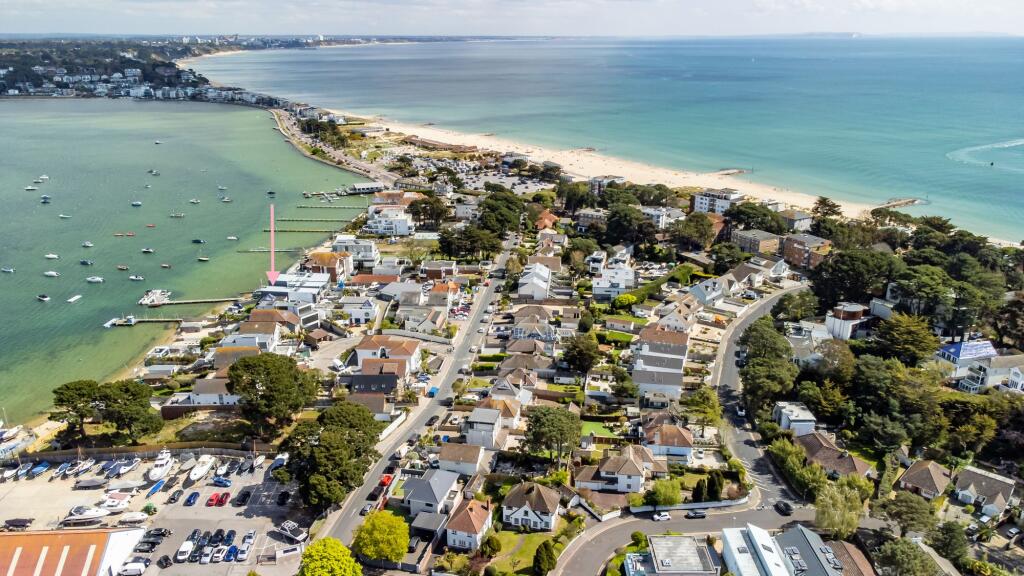 Main image of property: Rhode House, The Horseshoe, Sandbanks, Poole, BH13 7RW
