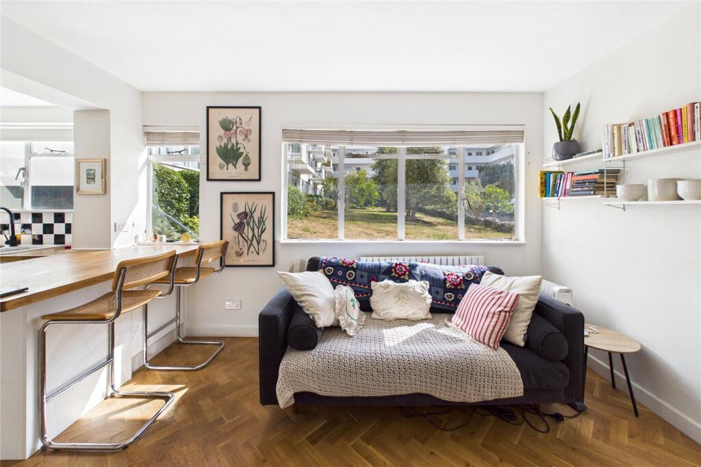 Apartment in London - View 3