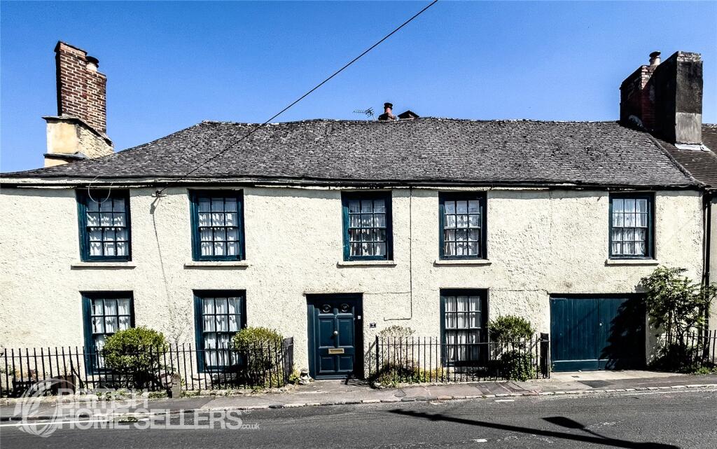 Main image of property: Wotton Road, Kingswood, Wotton-under-Edge, Gloucestershire, GL12