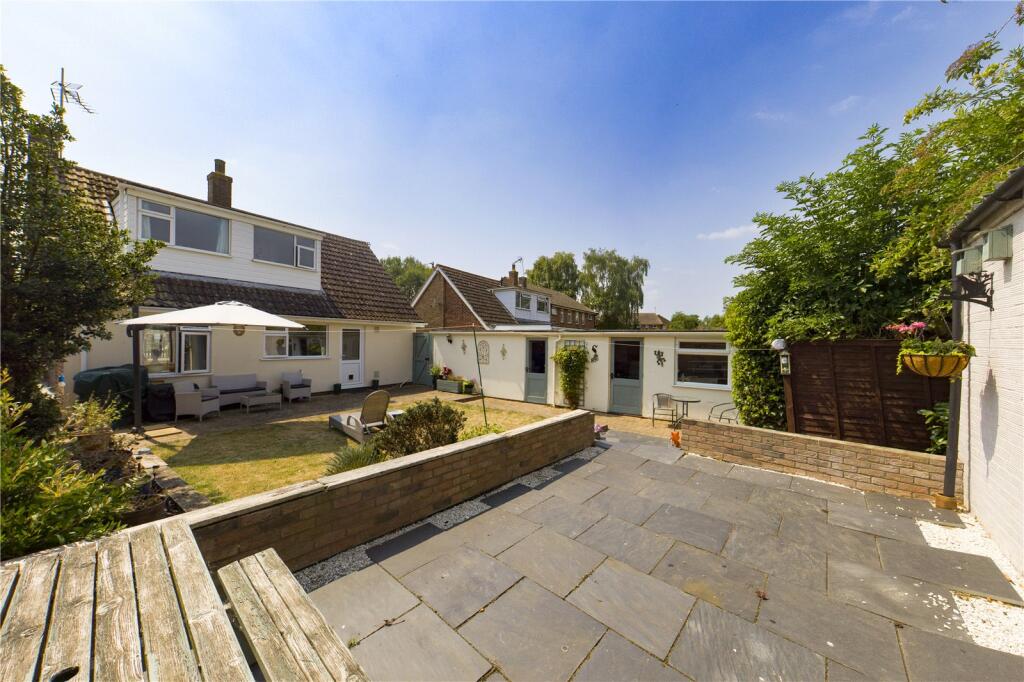 Cooks Drove, Earith, Huntingdon, PE28 photo 2