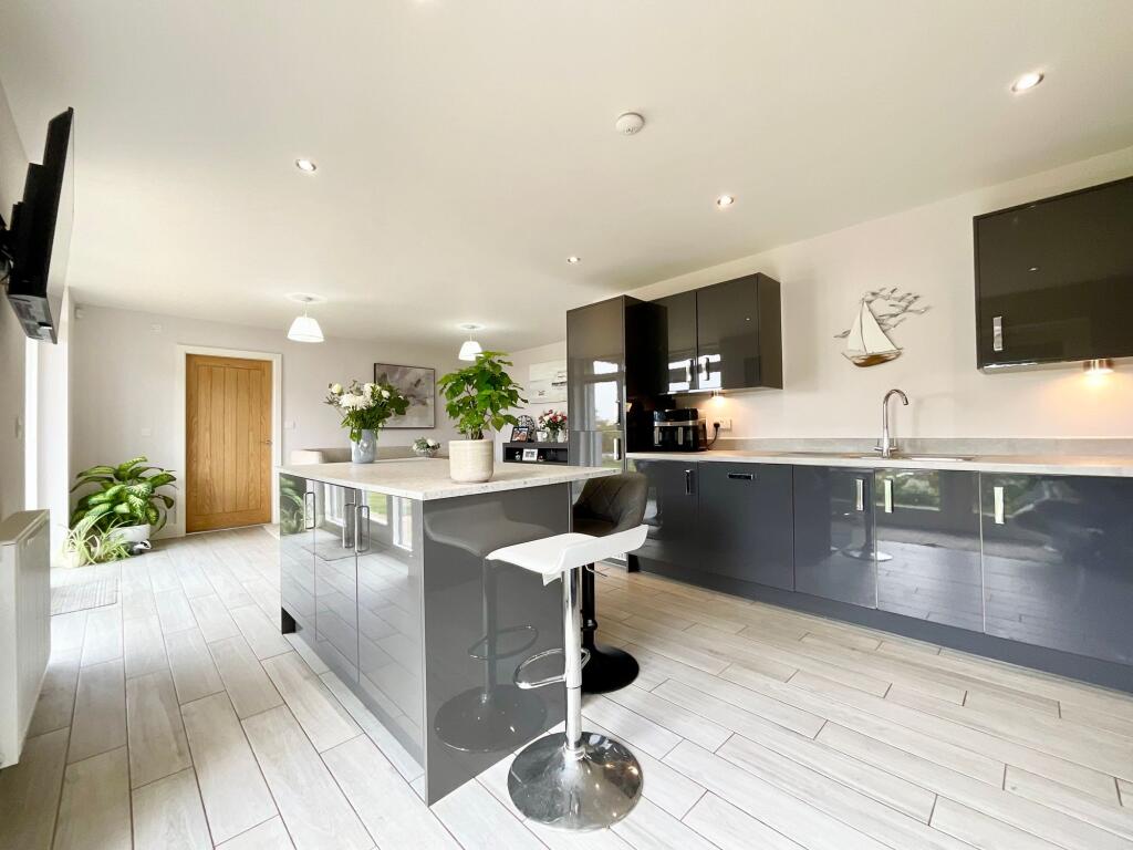House in York - View 4