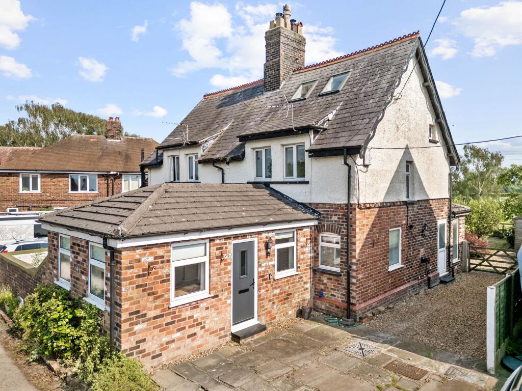 Main image of property: Cliff Lane, Grappenhall, WA4