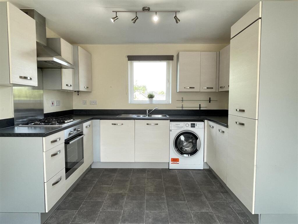 Apartment in Wolverhampton - View 4