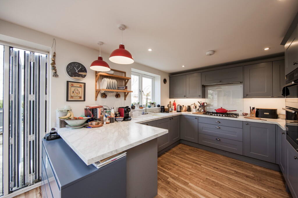 Shrub Lane, Burwash photo 3