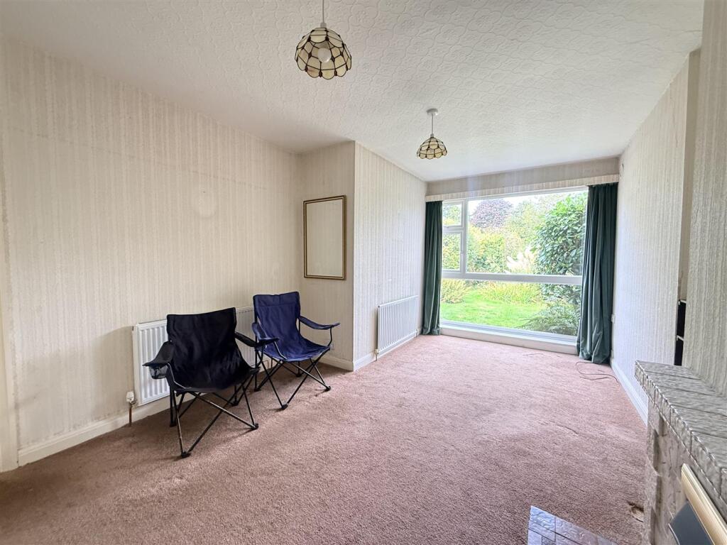 House in Dudley, West Midlands - View 5