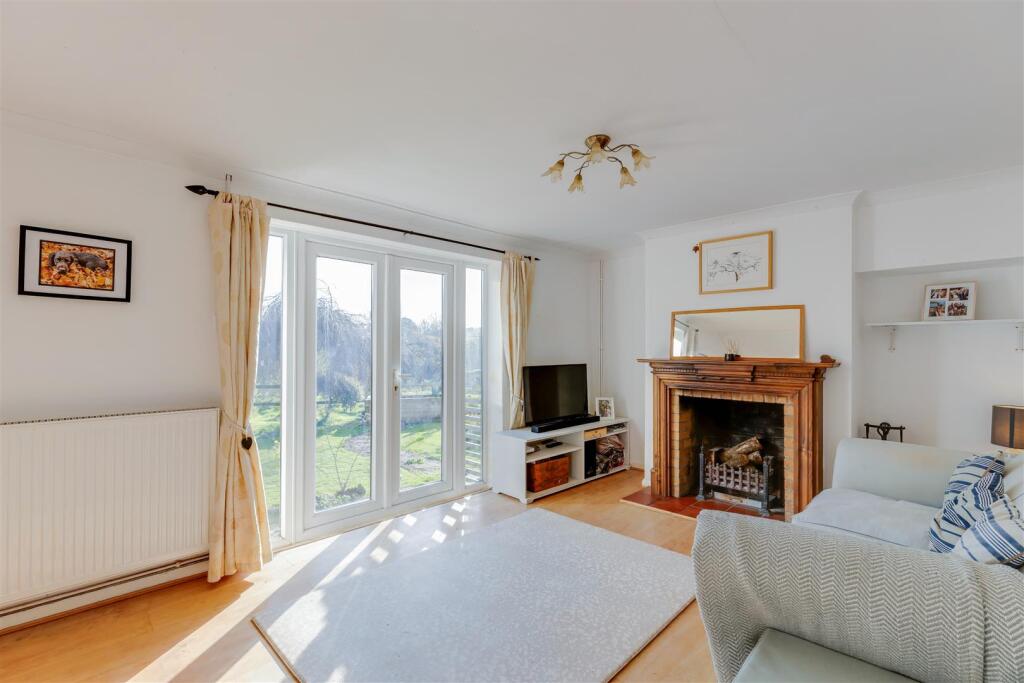 2 Fairleigh, Michaelston-Le-Pit, Dinas Powys, CF64 4HN photo 4