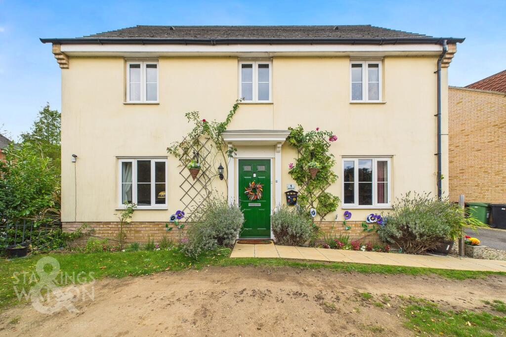 4-bed detached on Woodcock Hill, Queens Hill, Norwich, £300,000