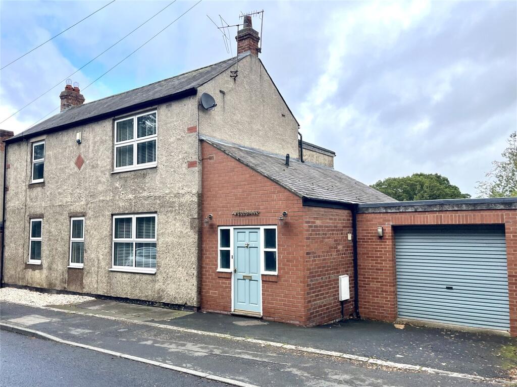 4-bed detached on Birches Nook, Stocksfield, Northumberland, NE43, £350,000