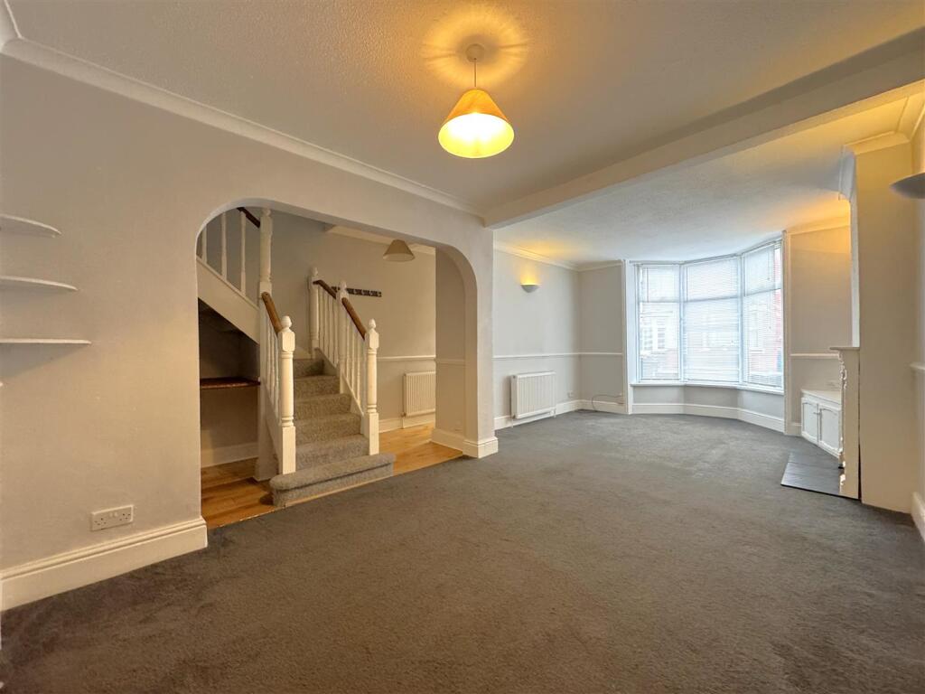 House in Dorchester - View 2
