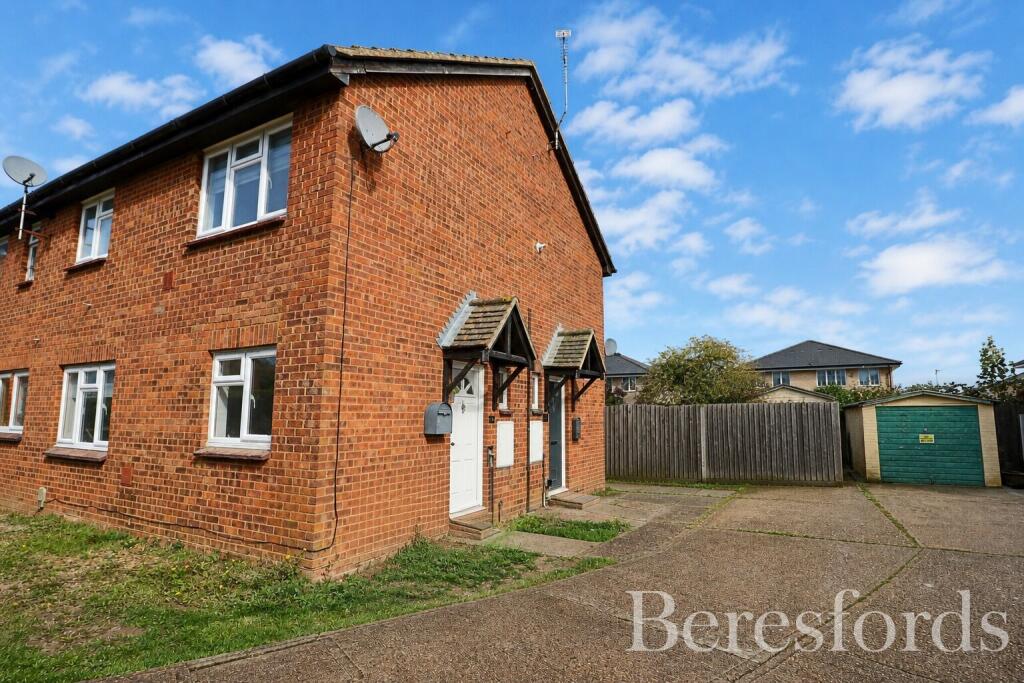1-bed terraced on Broadway, Silver End, CM8, £180,000