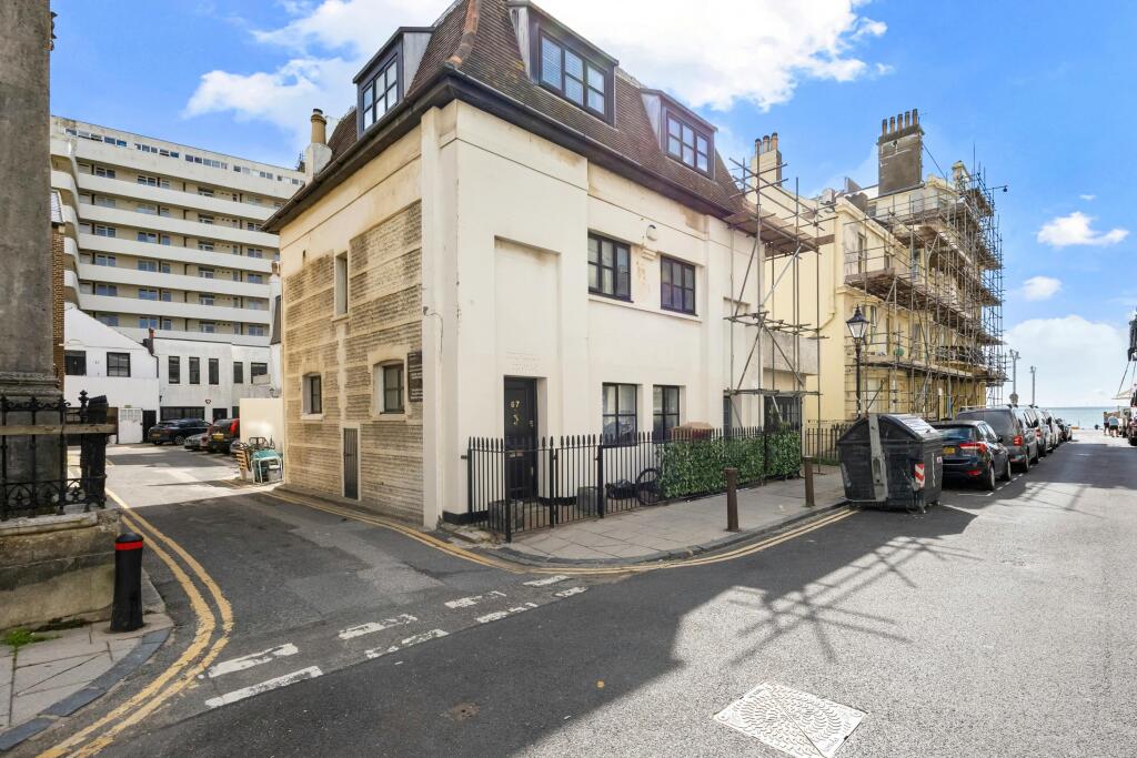 Chapel Mews, 12-010.JPG