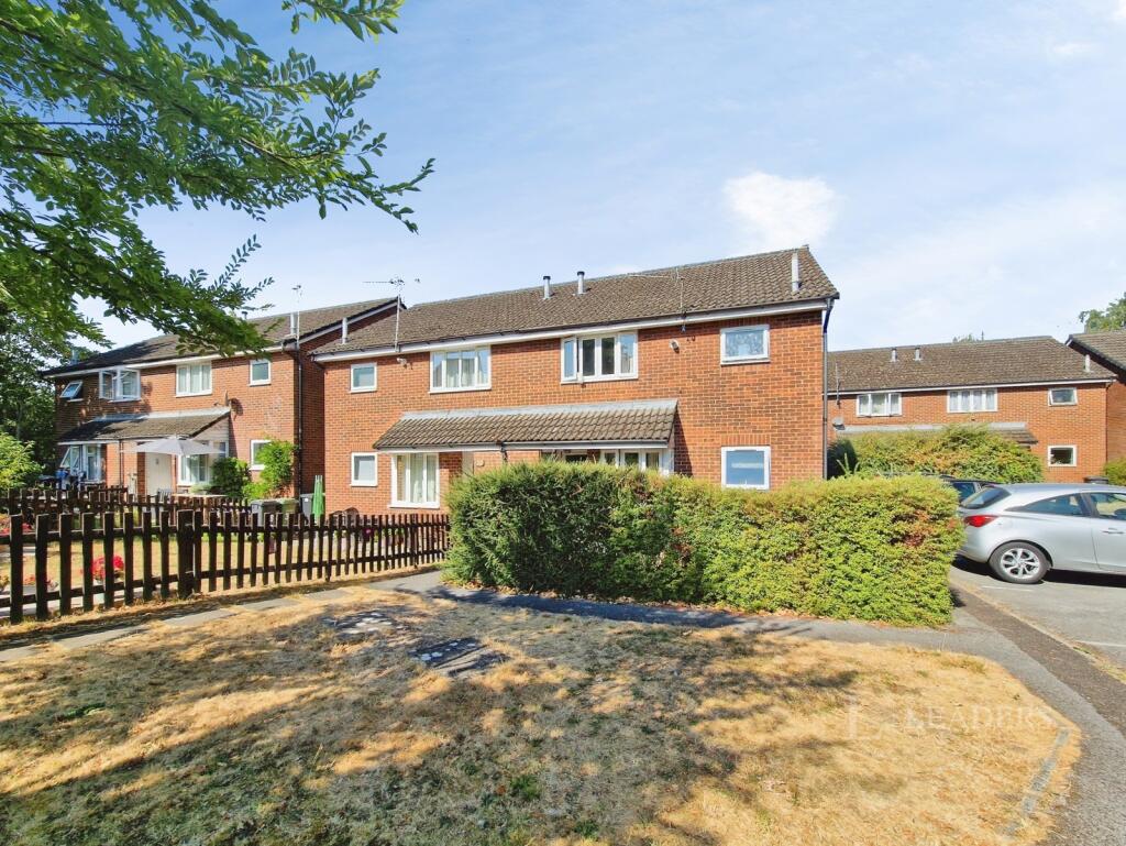 Main image of property: Stratford Place, Eastleigh, SO50