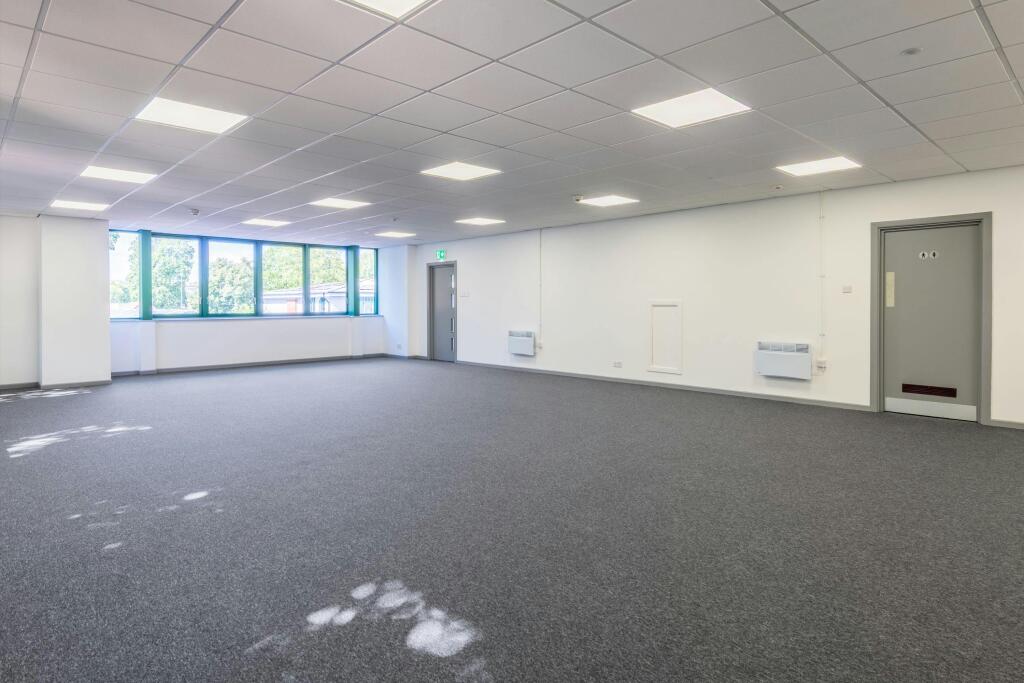 Unit 17 City Business Park, Bristol-39.jpg