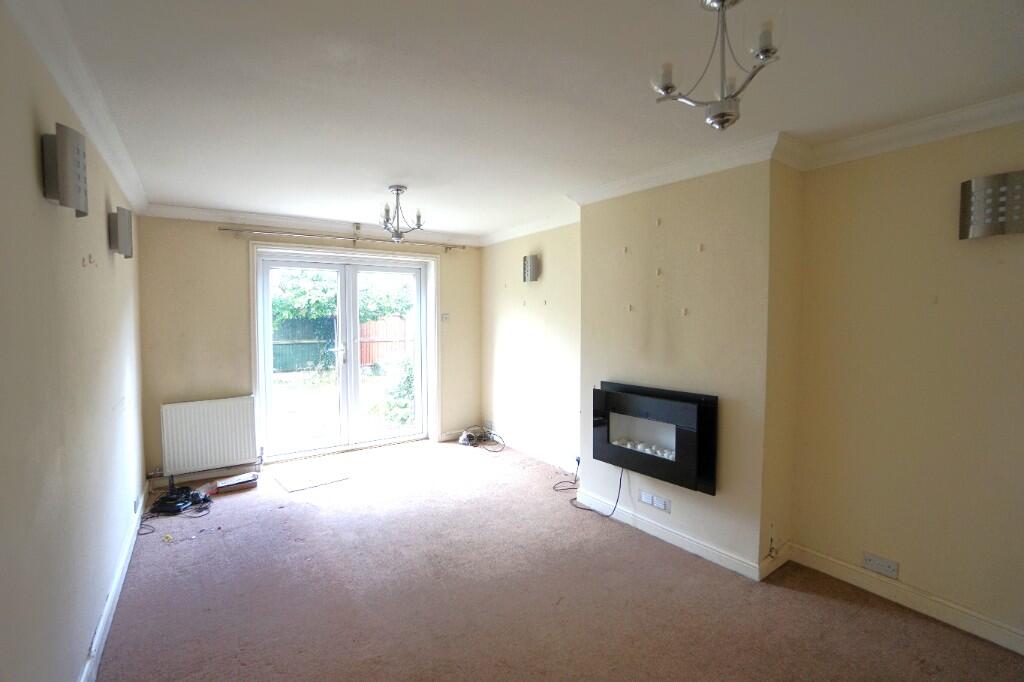 Apartment in Canterbury - View 3