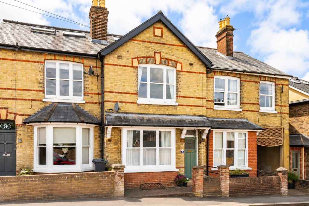Main image of property: Oakhill Road, Reigate