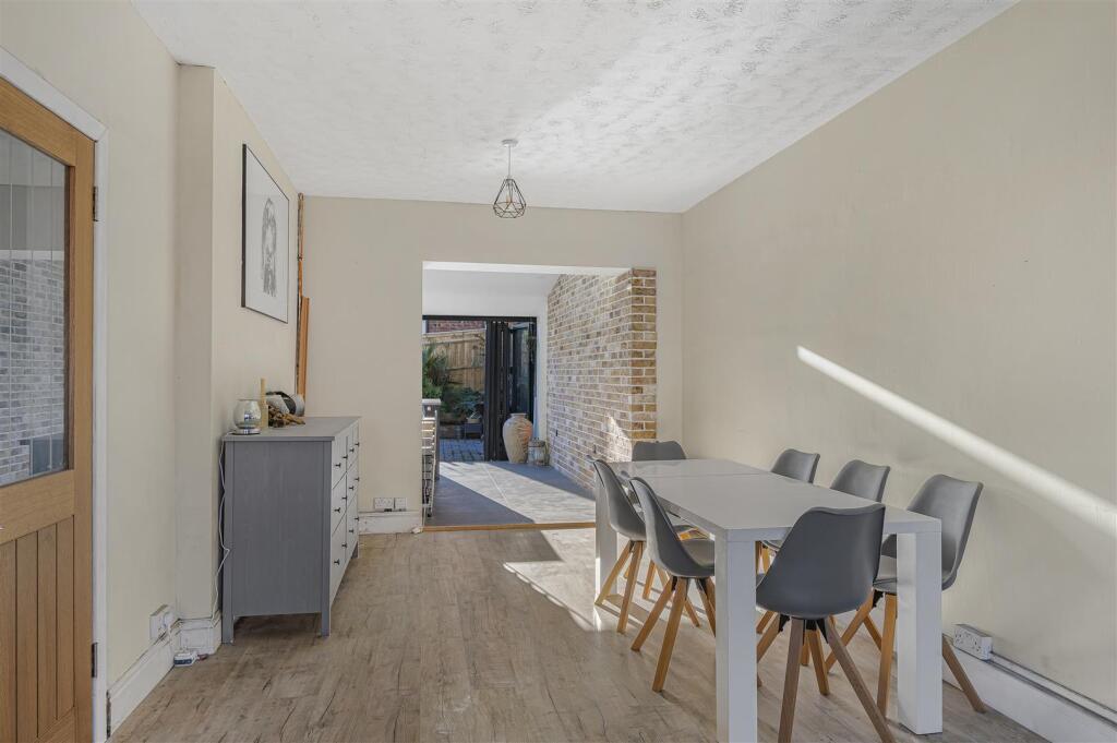 House in Newhaven - View 5