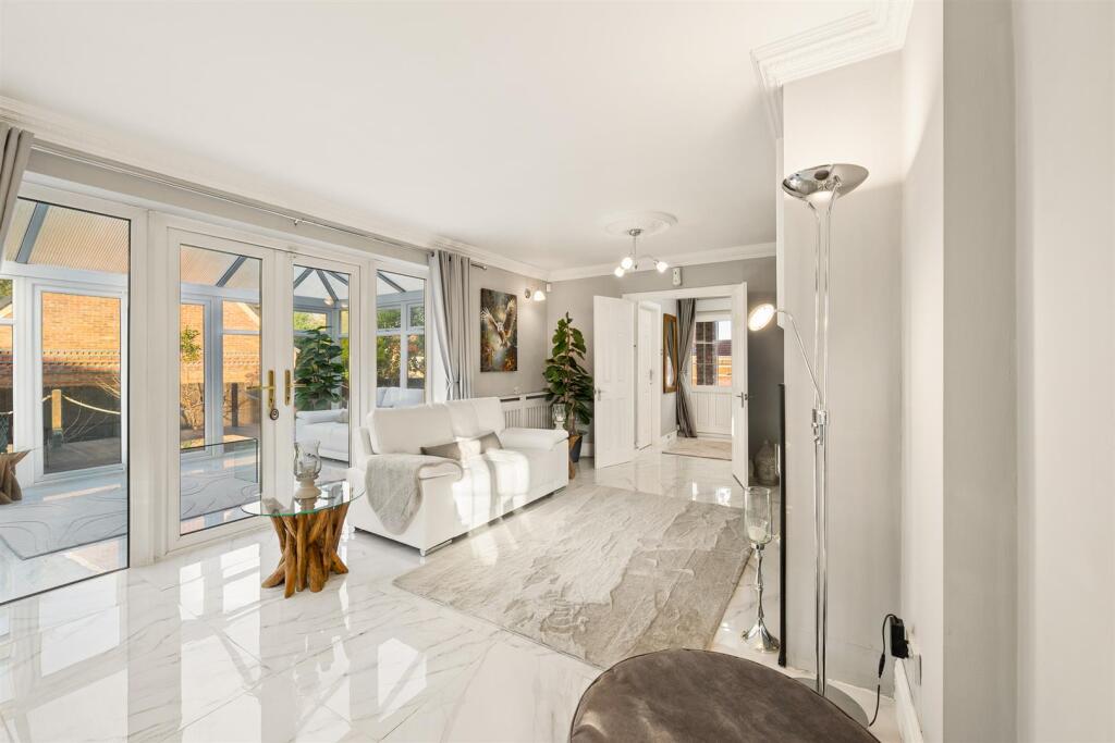 House in Telford - View 4