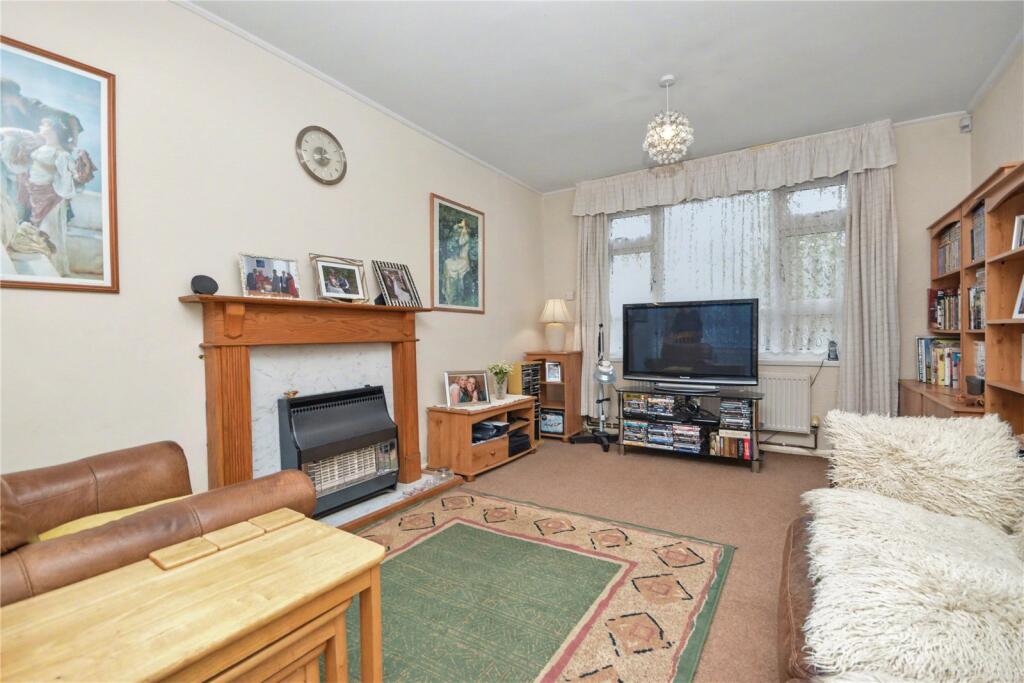 Parkstone Grove, Leeds, West Yorkshire photo 4
