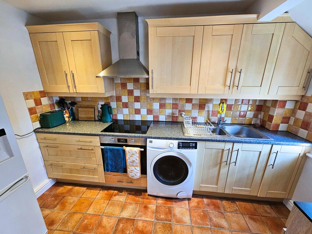 Apartment in Hemel Hempstead - View 4