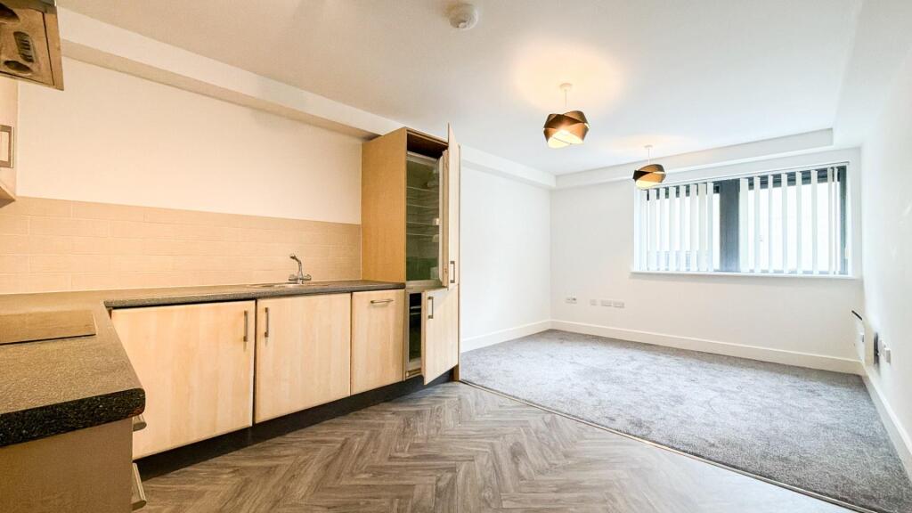 Centro, Charles Street, BS1 3NN photo 4