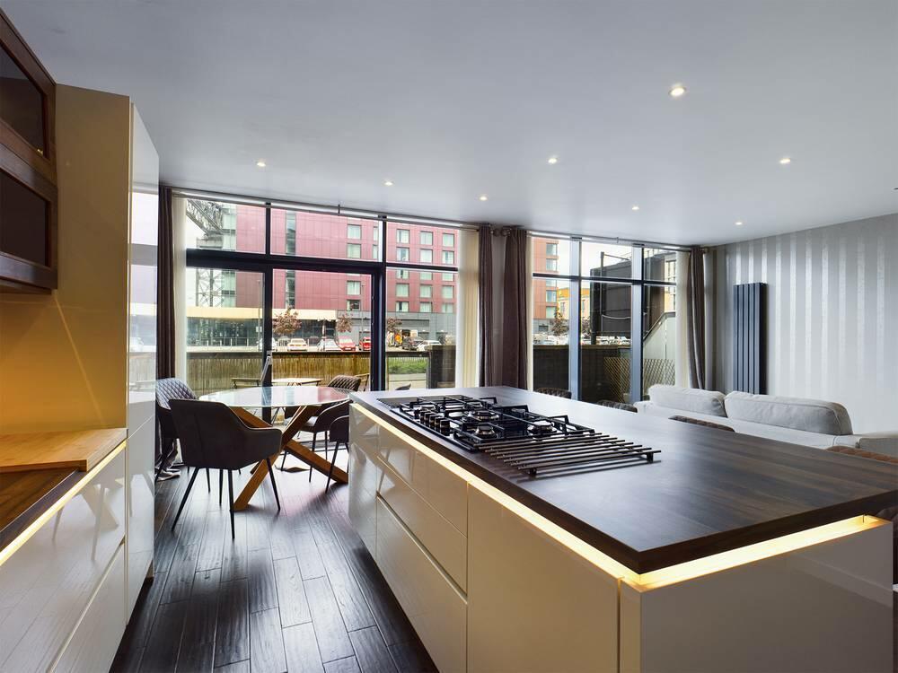 Apartment in Glasgow - View 5
