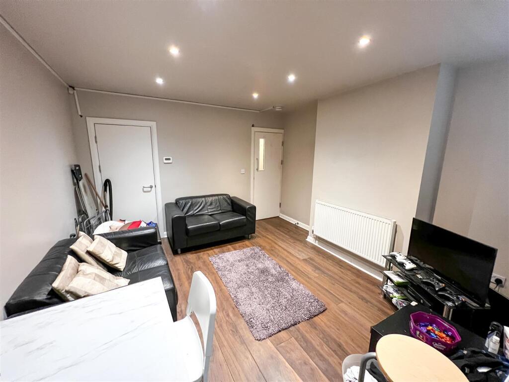 Main image of property: 31 Club Street, Sharrow, S11 8DE