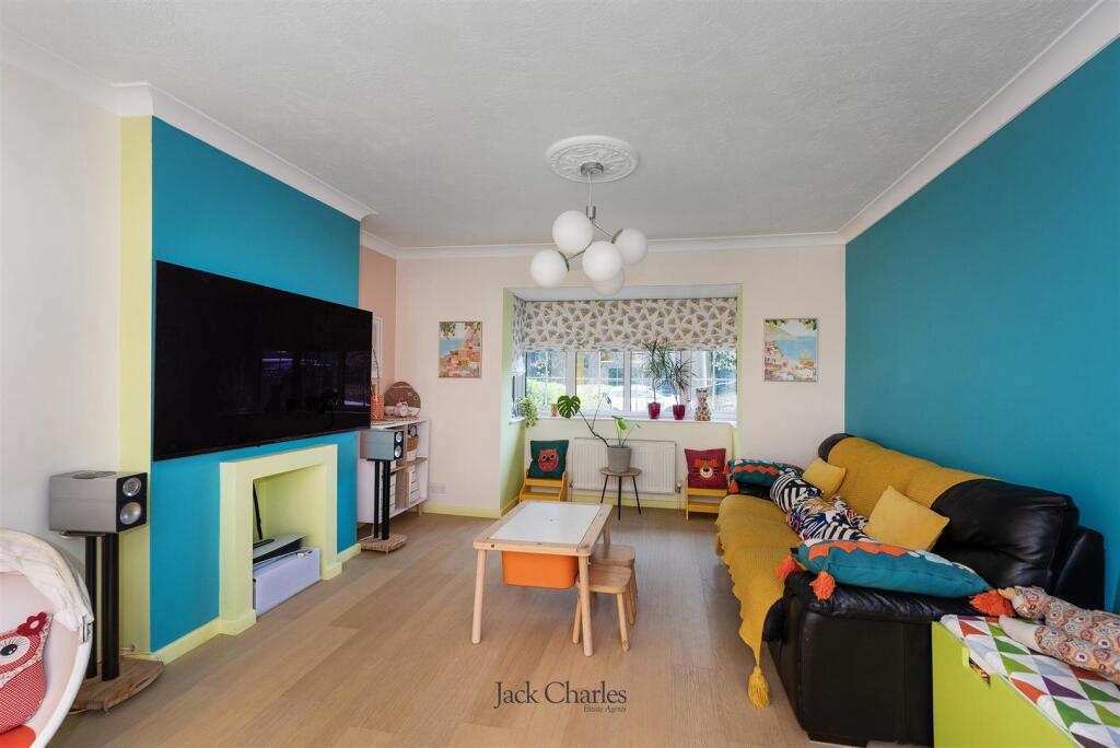 House in Tonbridge - View 5