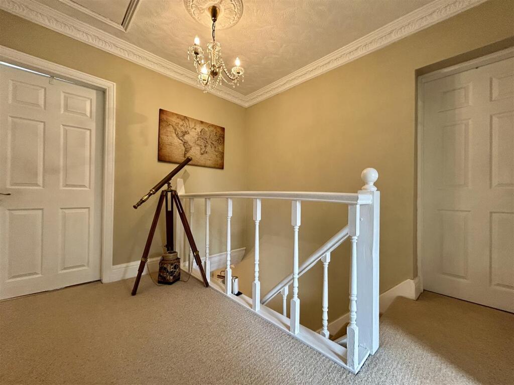 Additional image 16 of Manor Way, Halesowen