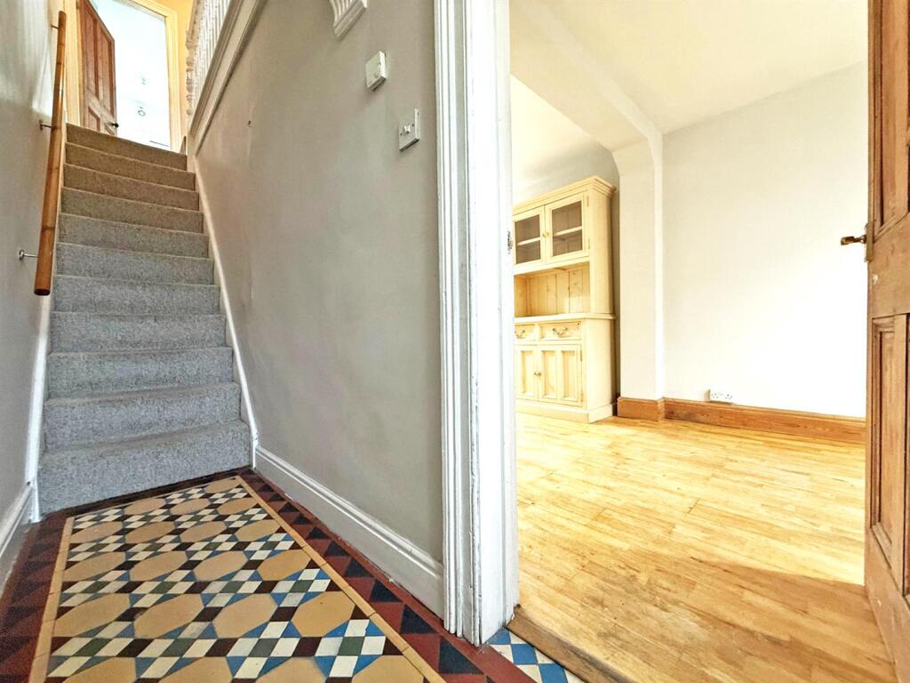 House in Shrewsbury, Cherry Orchard - View 5
