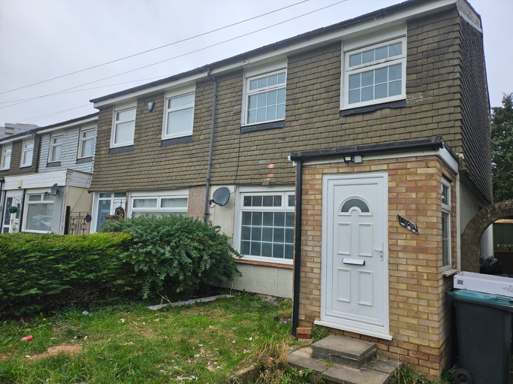 Main image of property: Hockwell Ring,Leagrave,Luton,LU4