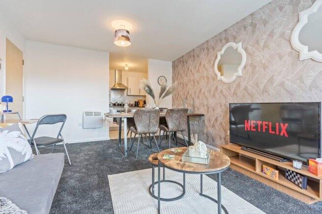 Additional image 40 of 165 Granville Street