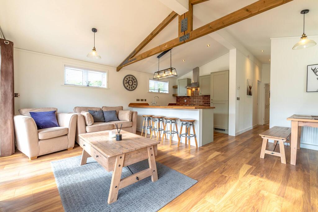 Lodge 19 The Sanctuary, Fort Augustus, PH32 4BG photo 4